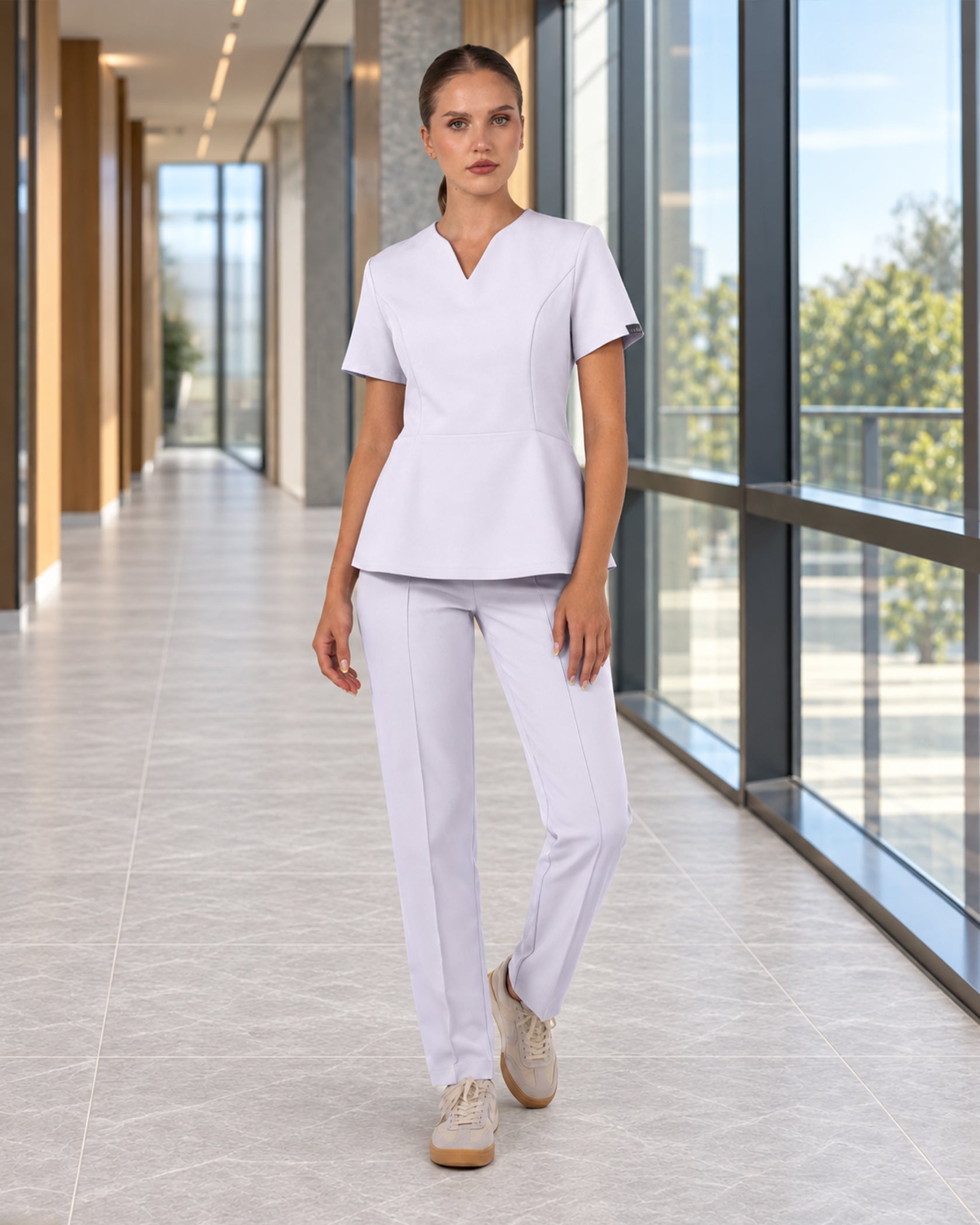 OPAL bluza medicala alb - Detalii close up