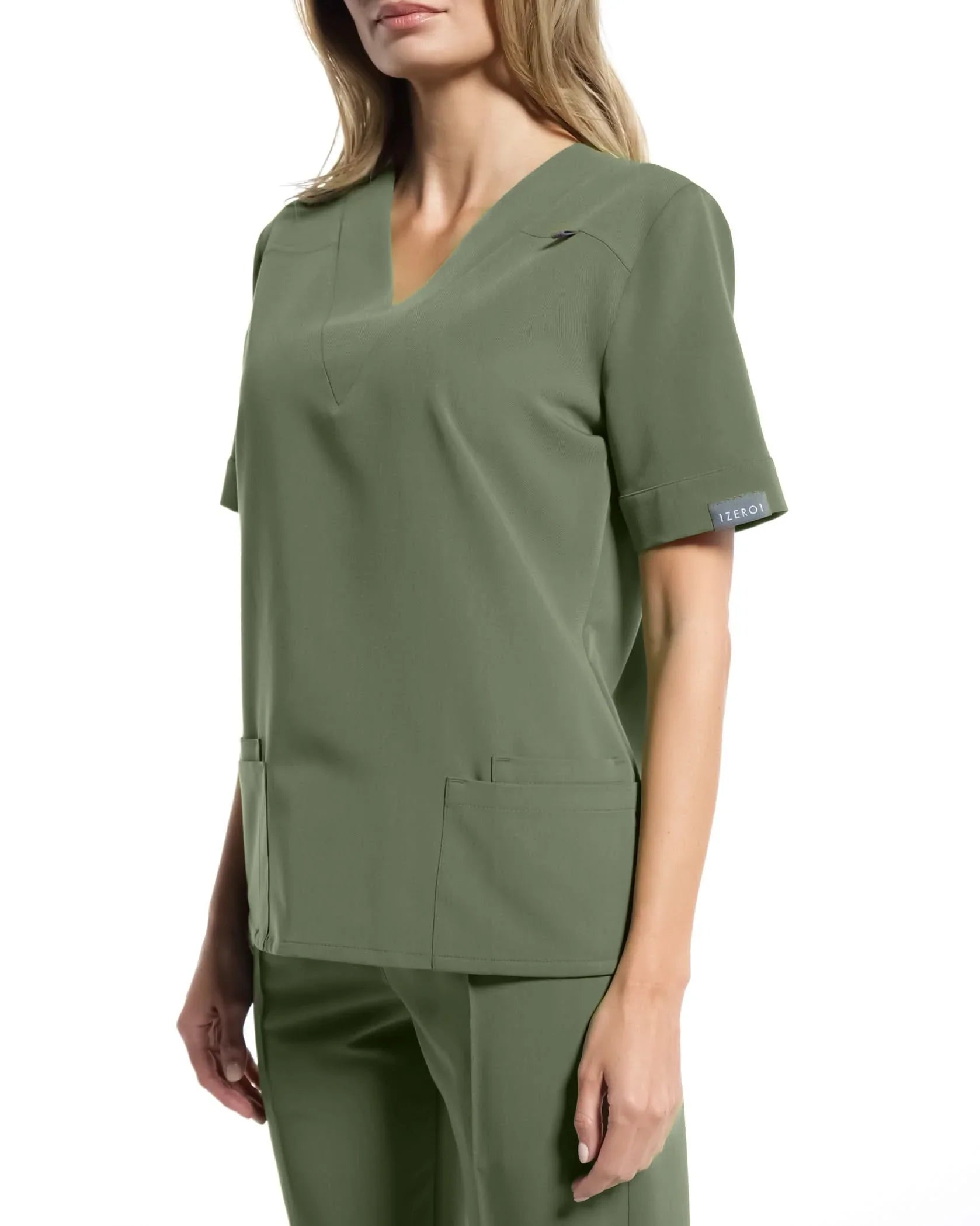 Costum medical CLASIC Olive - Detalii close up