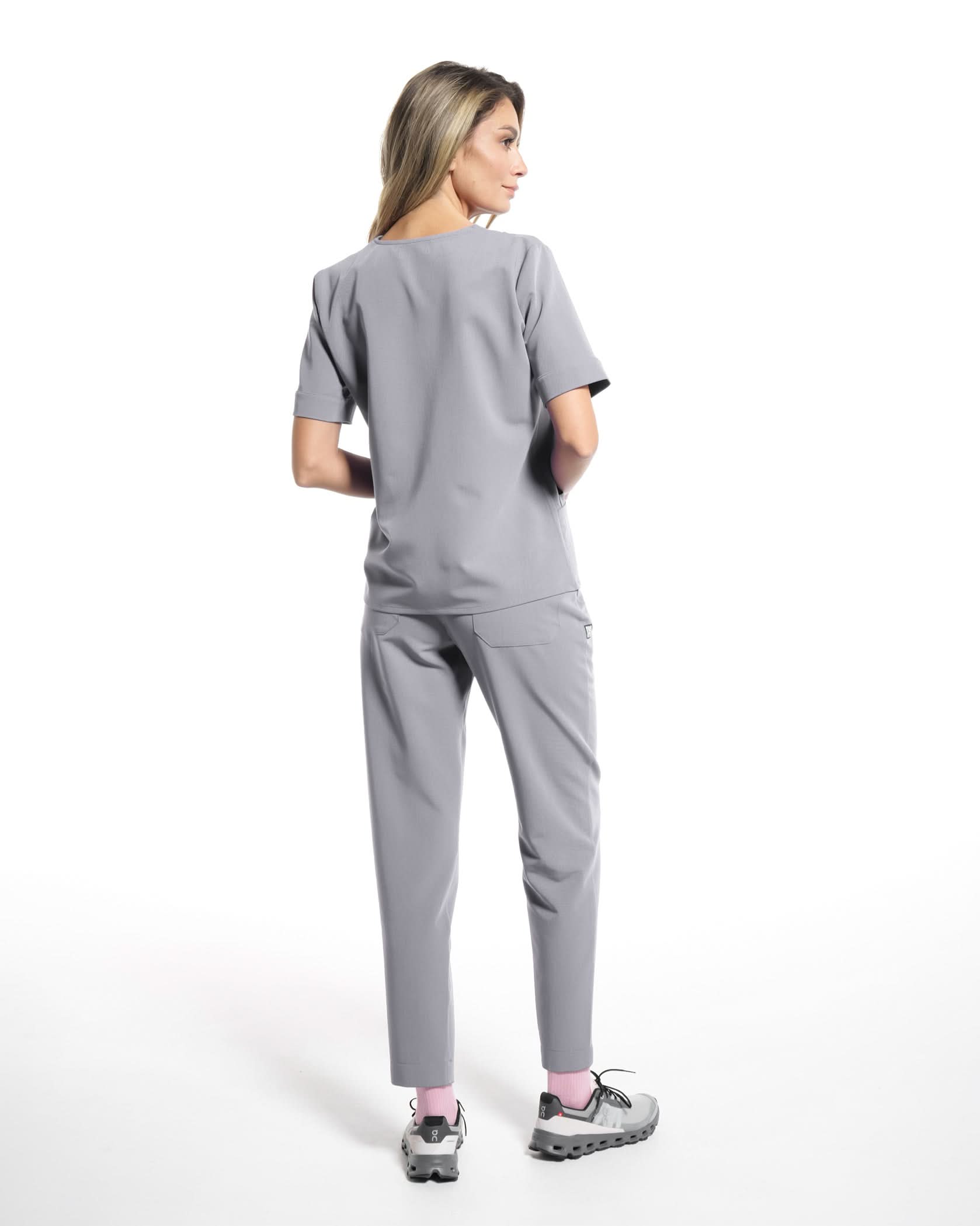 Bluza medicala VERSO gri - 1zero1.ro
