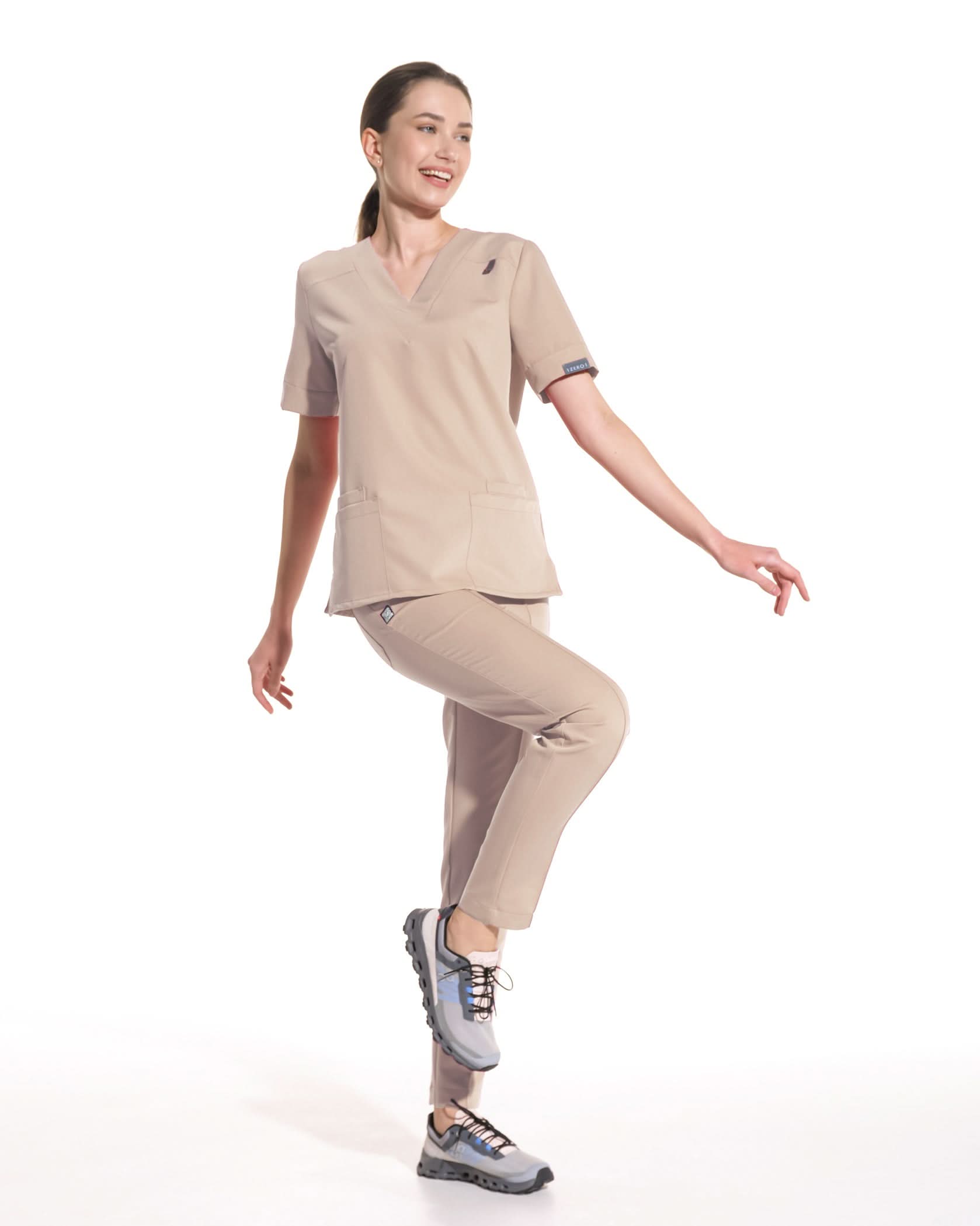 Pantaloni medicali NORMA latte - 1zero1.ro