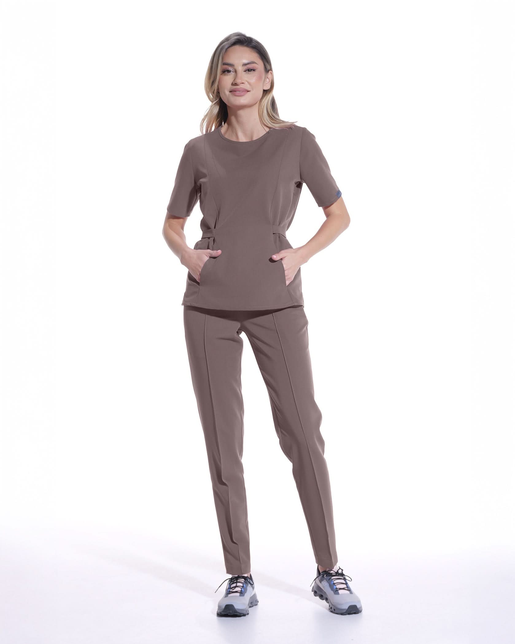 Bluza medicala THALYA mocha - 1zero1.ro