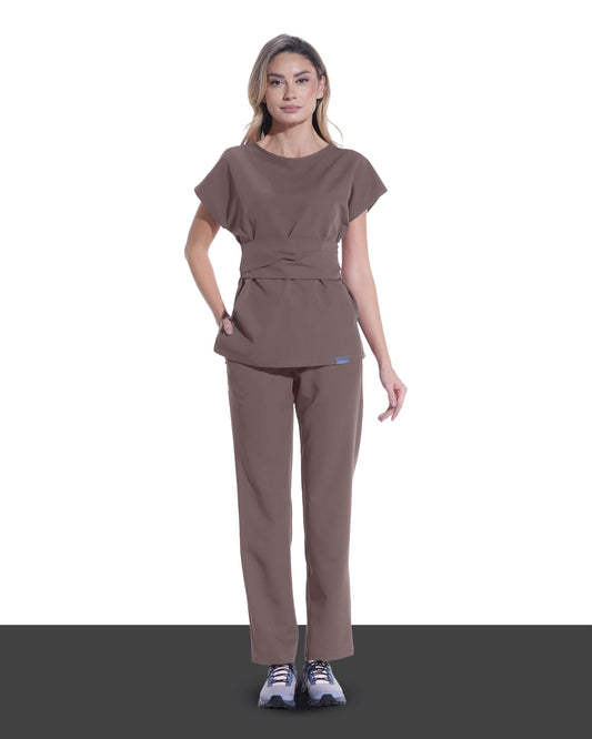 Bluza medicala CELESTE mocha - 1zero1.ro