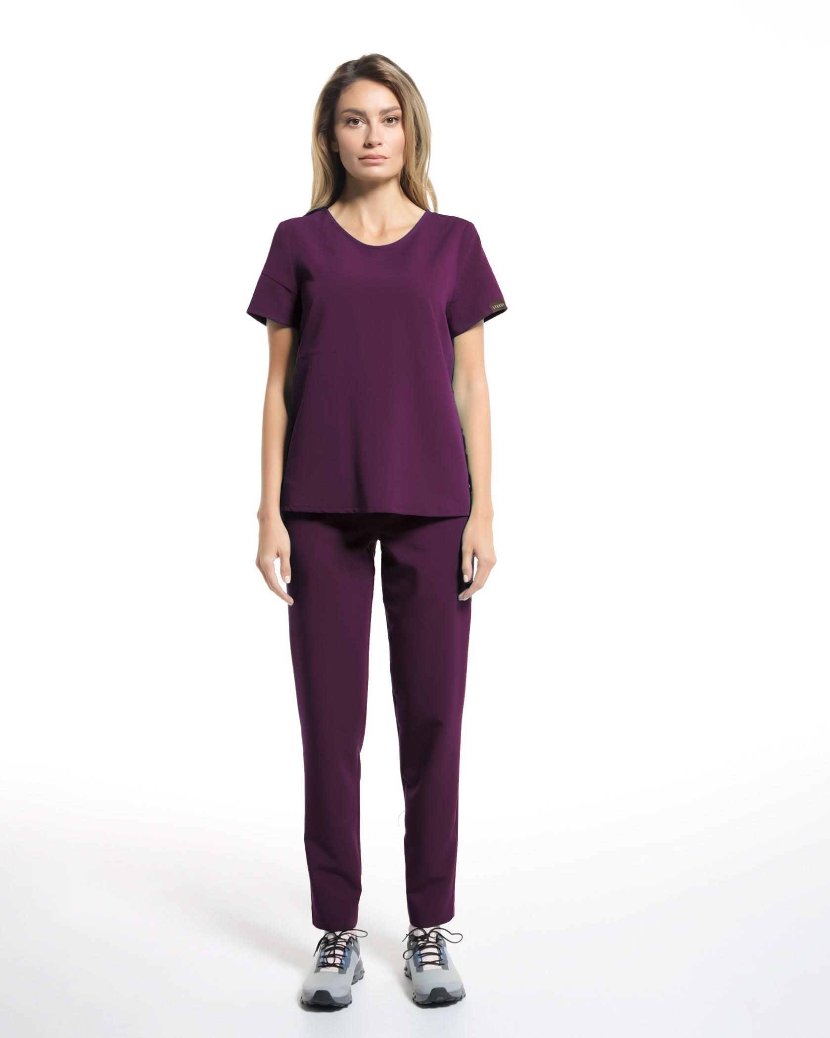 Bluza medicala AMBRA plum - 1zero1.ro