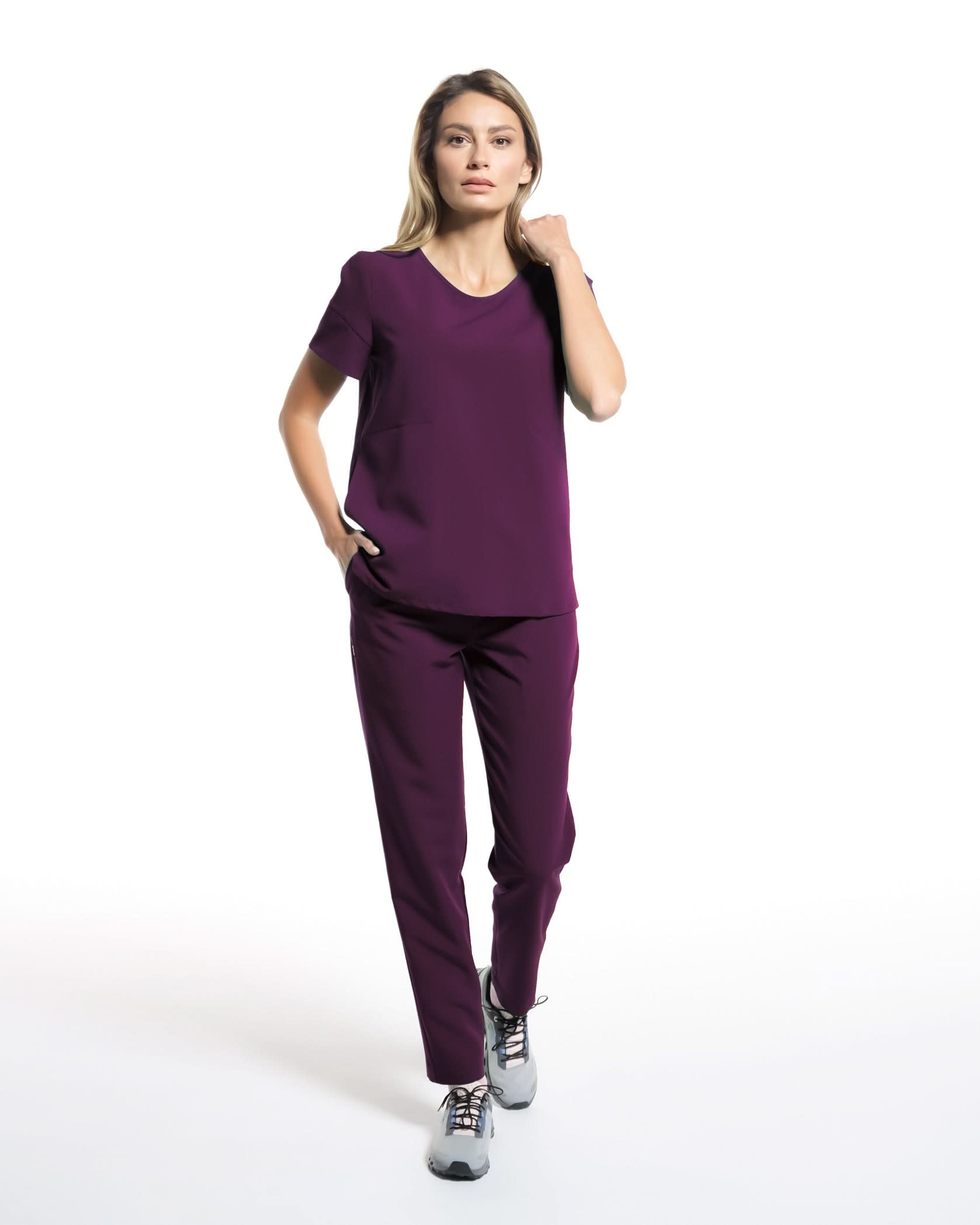 Bluza medicala AMBRA plum - 1zero1.ro