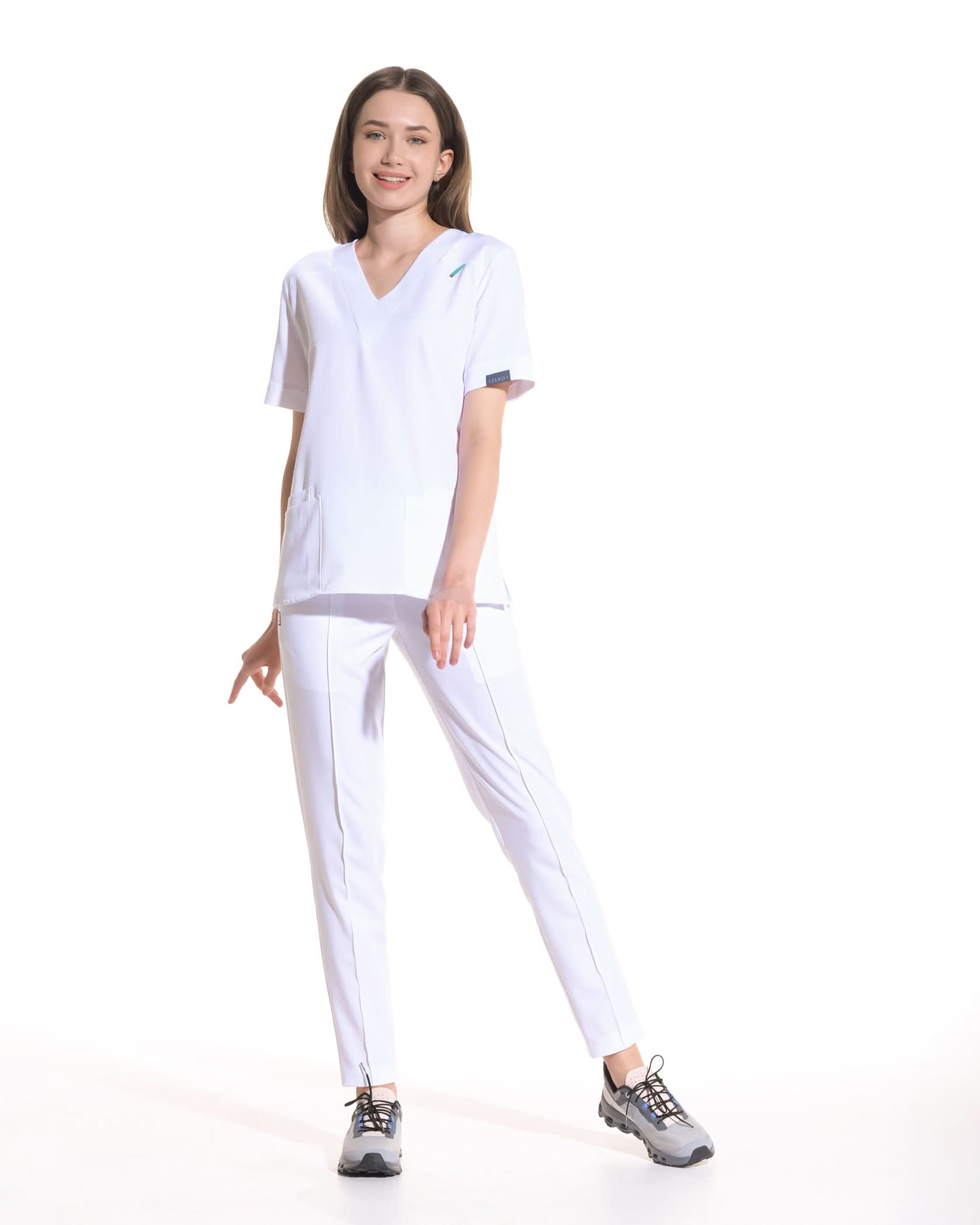 Costum medical CLASIC Alb - Vedere frontala