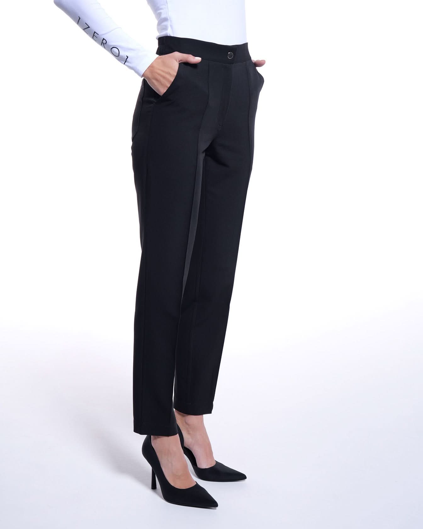 Pantaloni NOVUM negru - 1zero1.ro