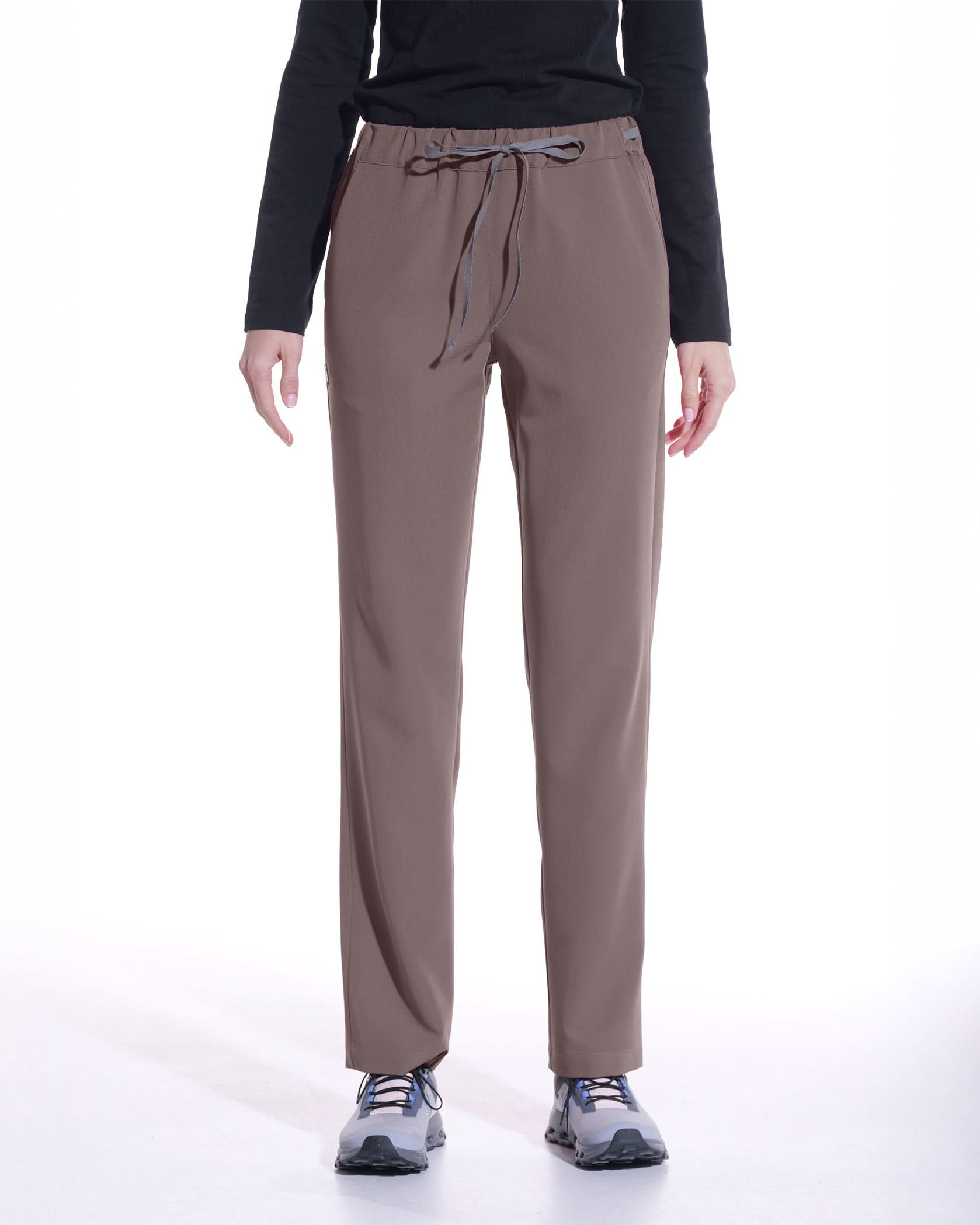 Pantaloni medicali drepti LINEA mocha - 1zero1.ro