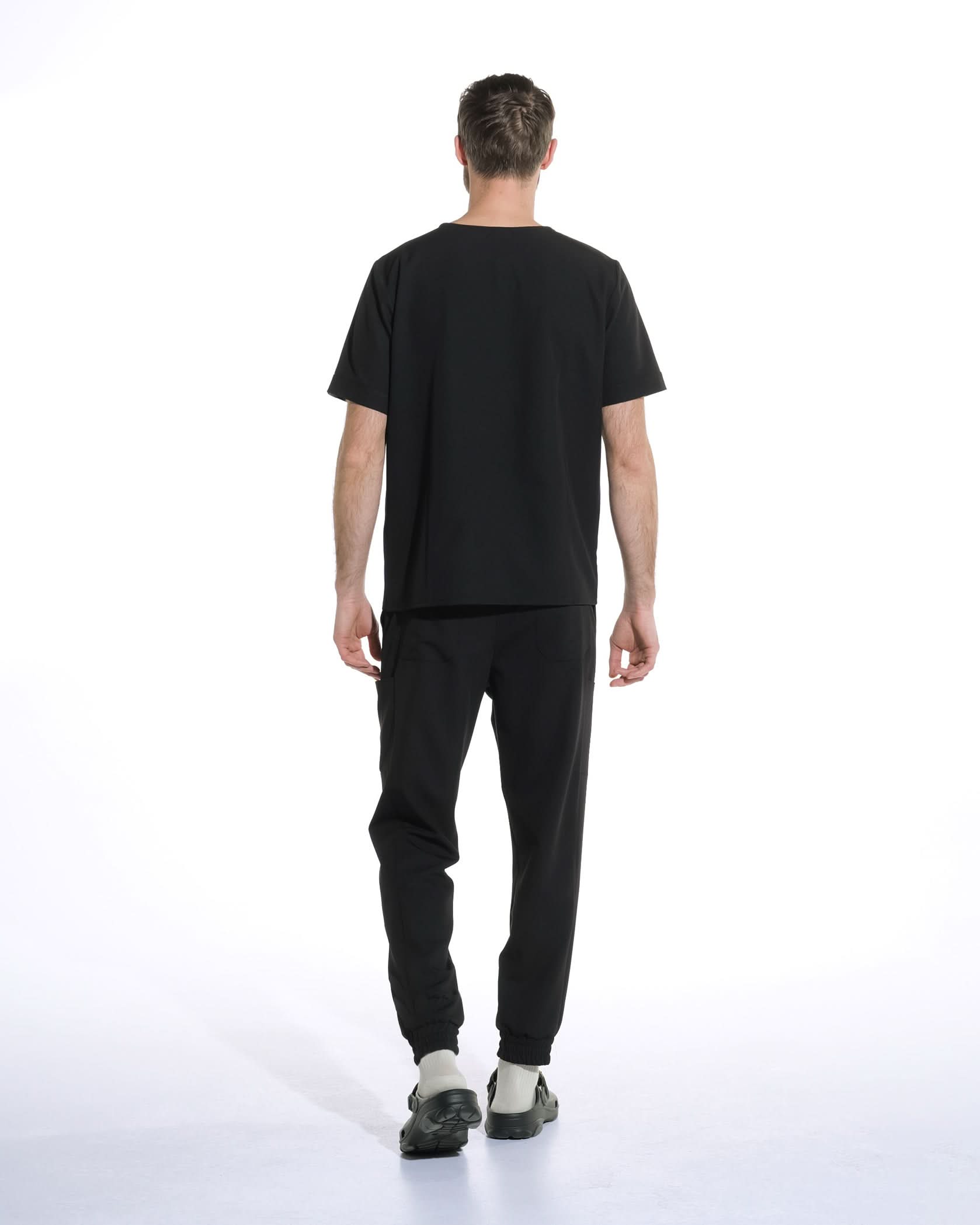 Bluza medicala barbati COSMO negru - 1zero1.ro