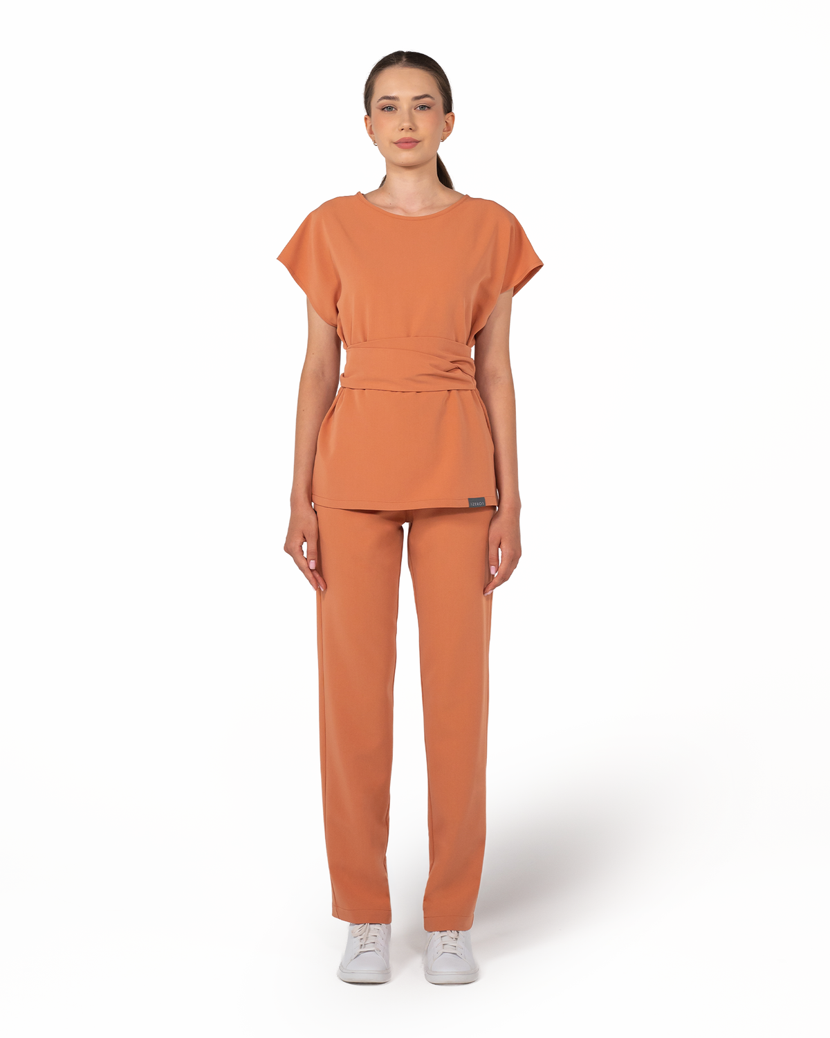 LINEA pantaloni medicali caramel