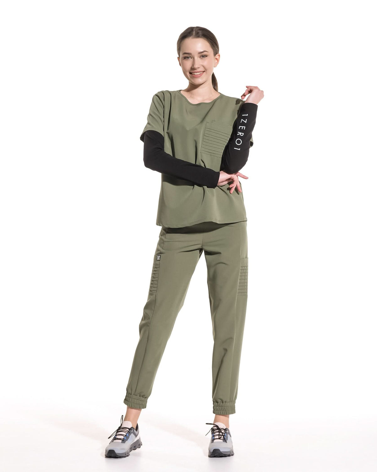 Bluza medicala NEVIA olive - 1zero1.ro