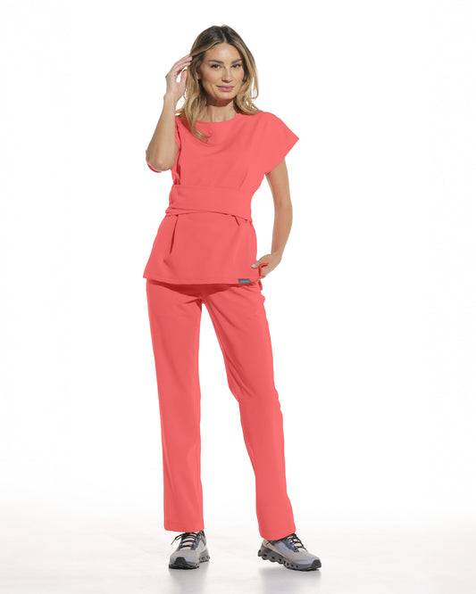 Bluza medicala eleganta CELESTE salmon - silueta