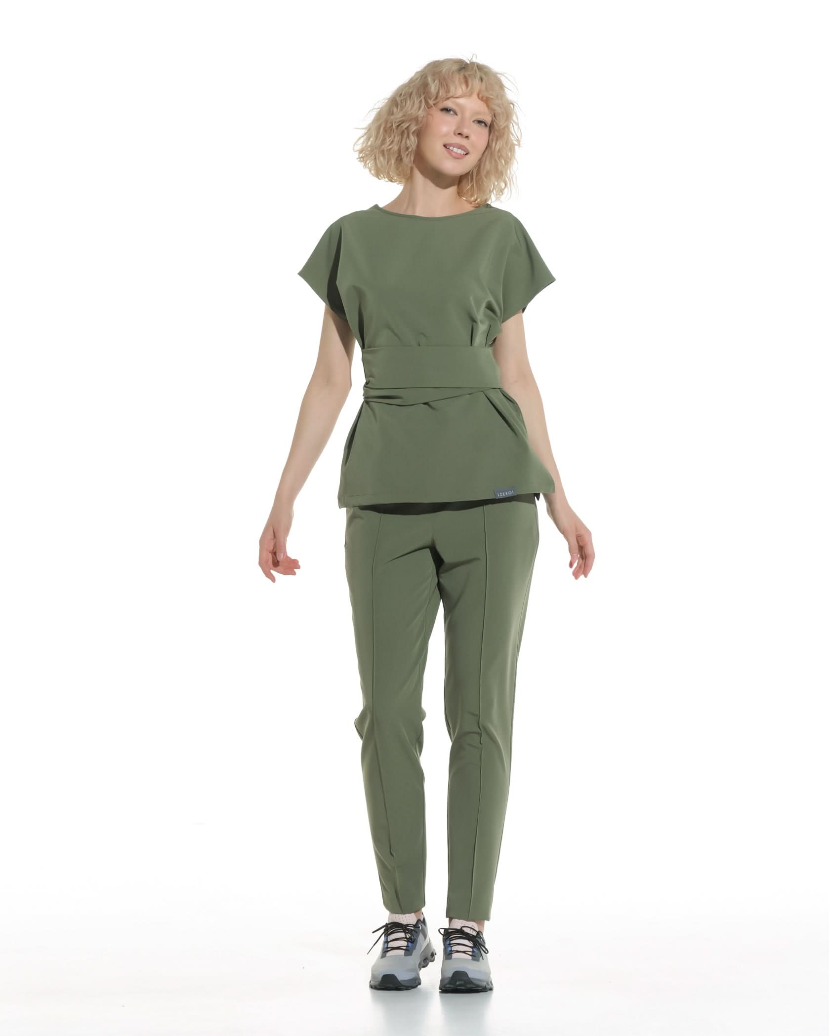 Bluza medicala CELESTE olive - 1zero1.ro