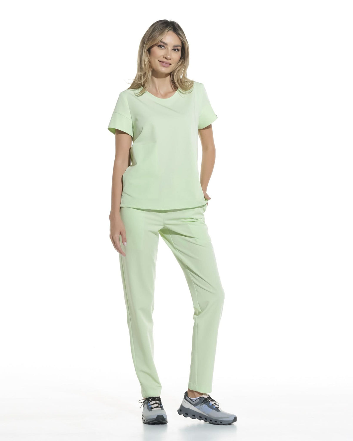 Bluza medicala AMBRA matcha - 1zero1.ro