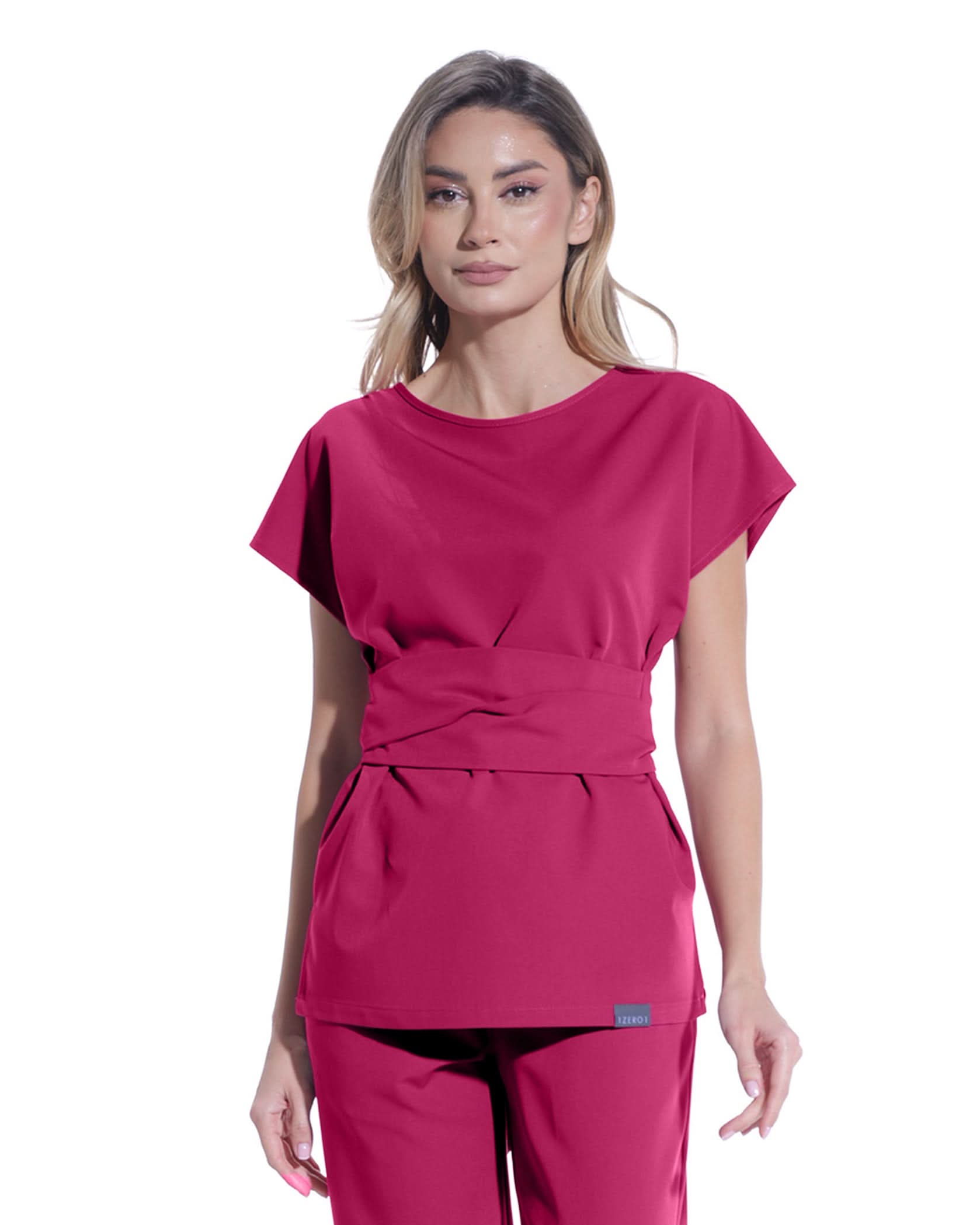 Costum medical STYLE Magenta - Detalii close up