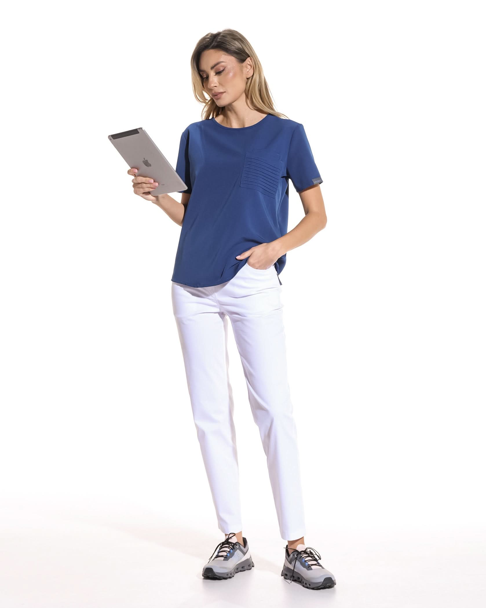 Pantaloni medicali JEANS alb dama - 1zero1.ro