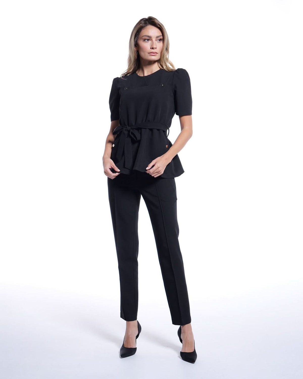 Bluza medicala MIRA negru - 1zero1.ro